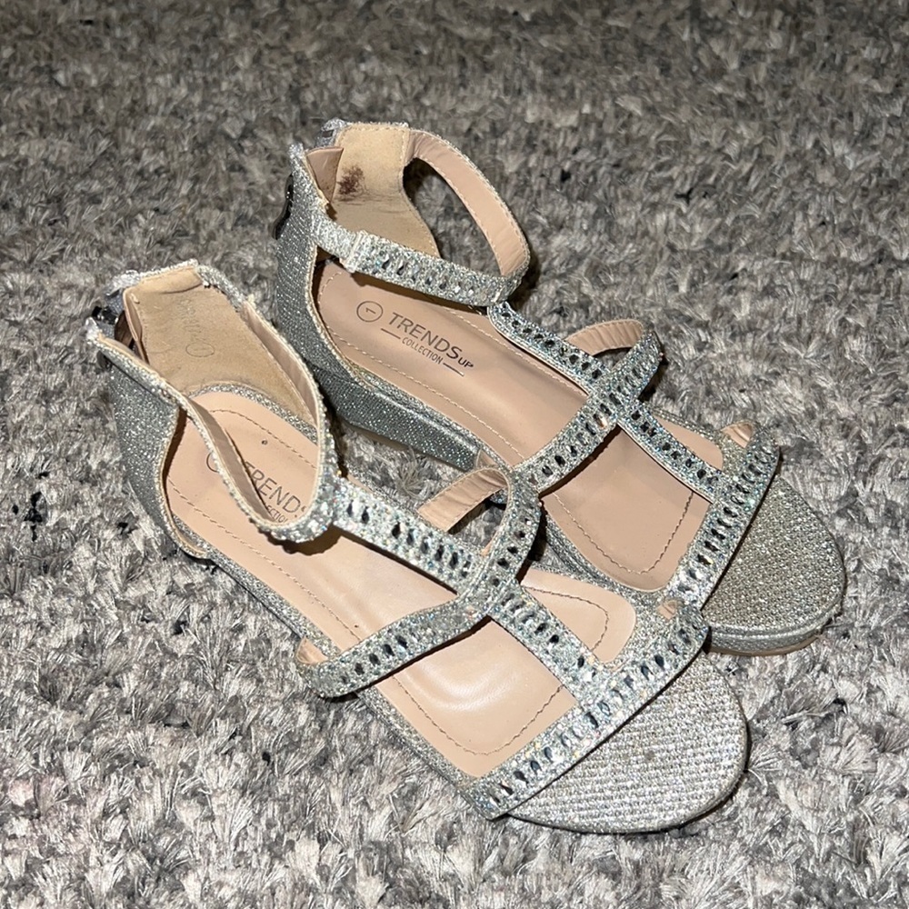 Silver Trends Up Shoes